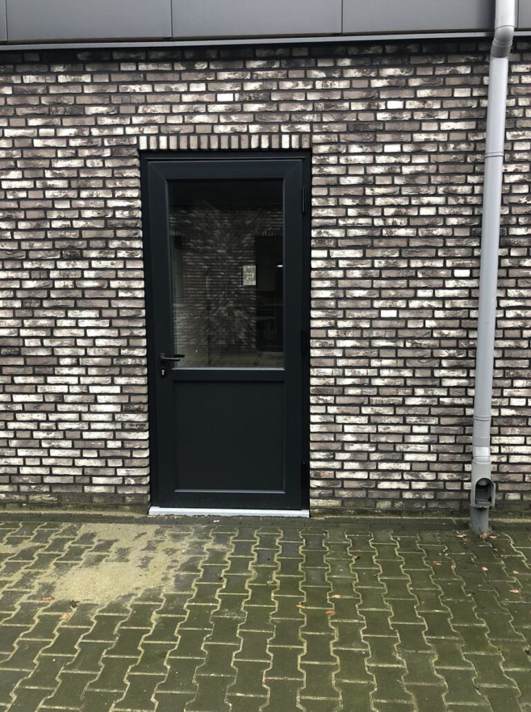 Projectfoto Antraciete kunststof deuren