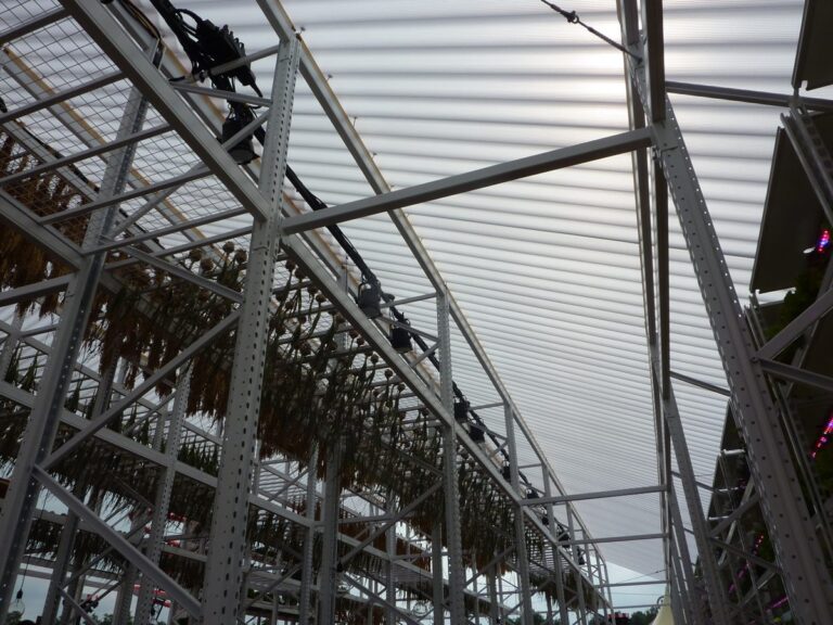 Projectfoto Opaal golfplaten op Lowlands