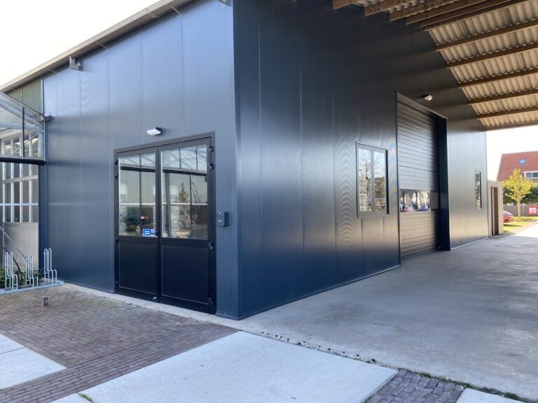 Projectfoto Aluminium deuren in Roelofarendsveen